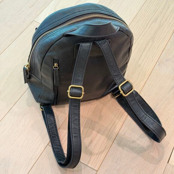 Fossil Megan Women\'s Mini Backpack Black Pebbled Leather Shoulder Bag Purse